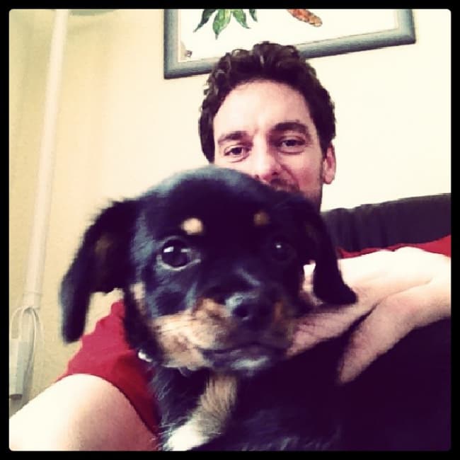 Pau Gasol And Linda