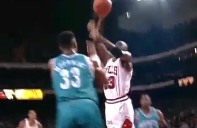 Michael Jordan And Alonzo Mourning